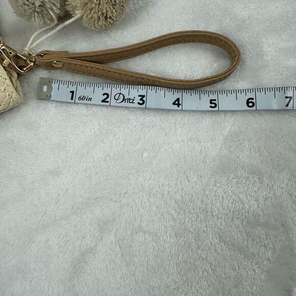 Boutique Woven Straw Crossbody Purse Beige Cream Boho Bag Neutral Puff Charm - Picture 7 of 7